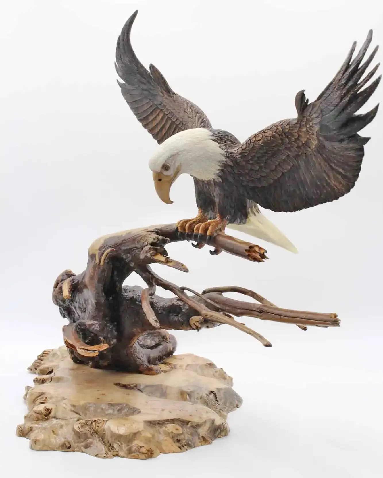 Bald Eagle woodcarving sculpture
